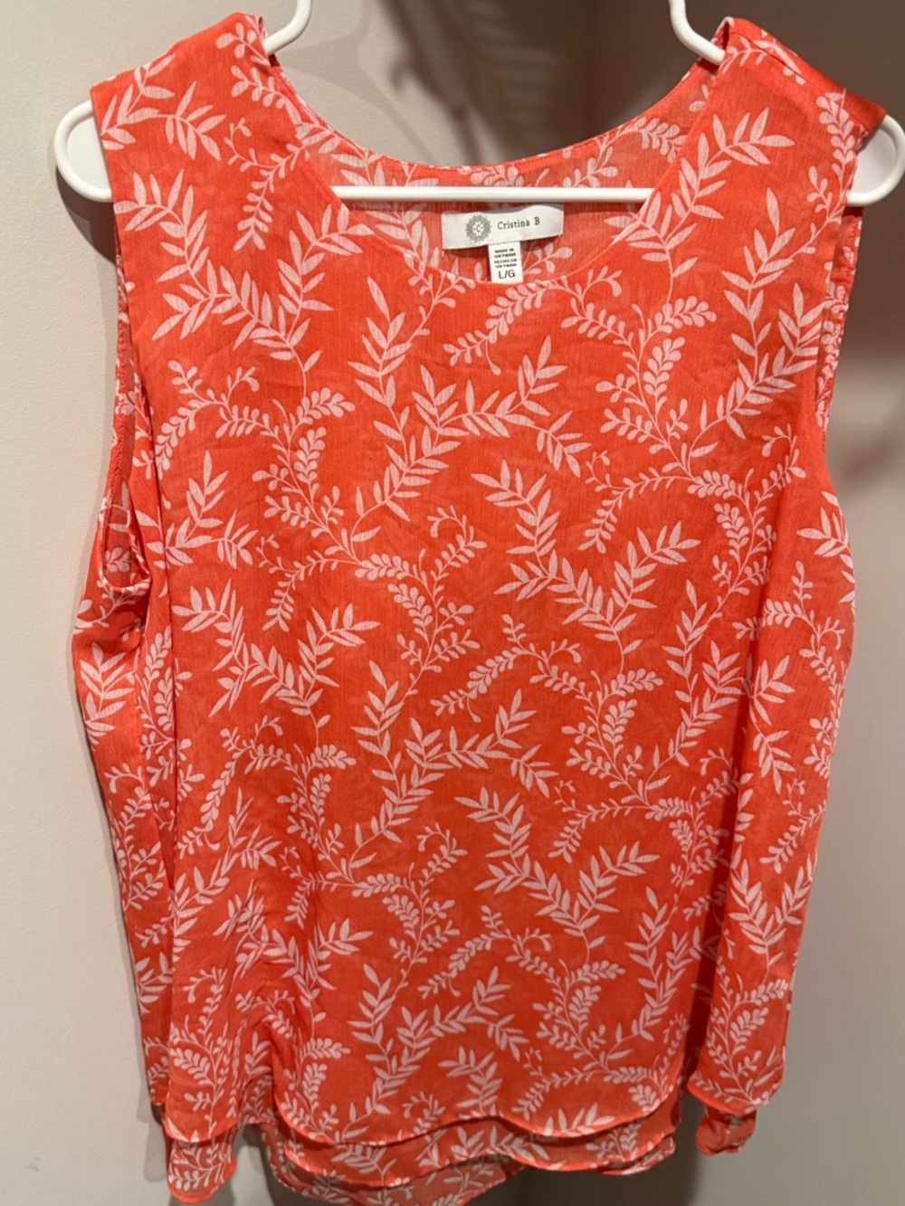 crown & ivy Coral Leaf-Print Sleeveless Camisole